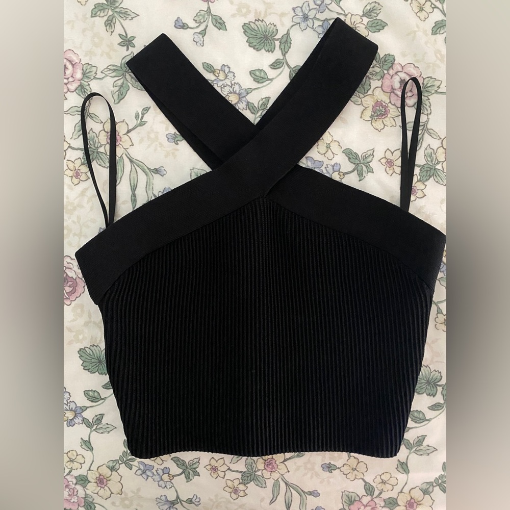 Aritzia Sculpt Knit Criss Cross Cropped Tank